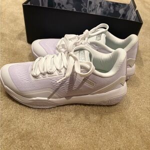 Moolah Neovolt Low Court Shoes